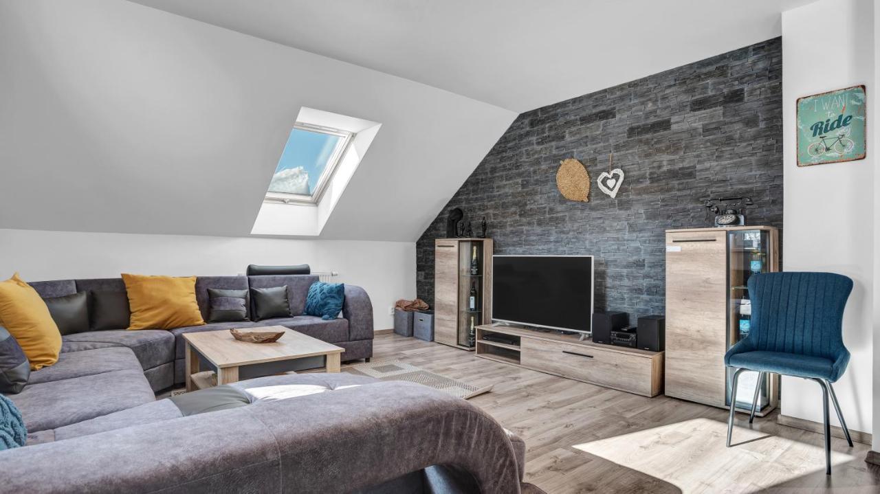 Apartmany Ctyrlistek Loučná pod Klínovcem Exterior foto