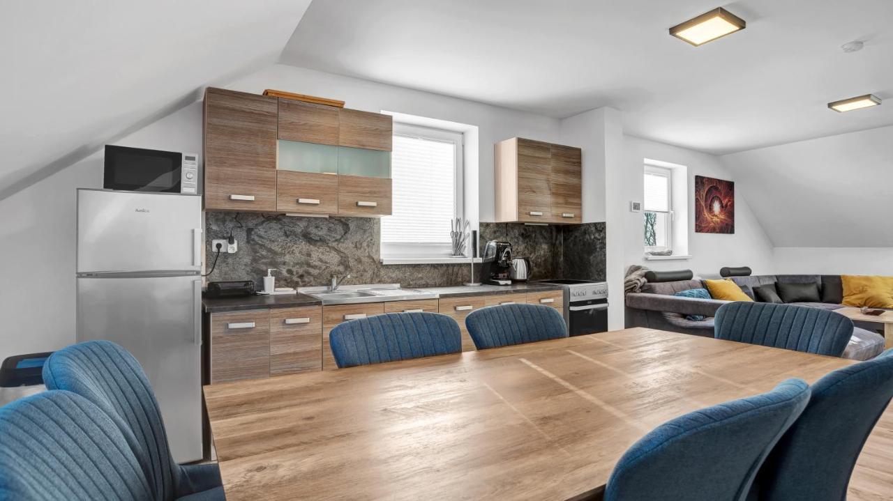 Apartmany Ctyrlistek Loučná pod Klínovcem Exterior foto
